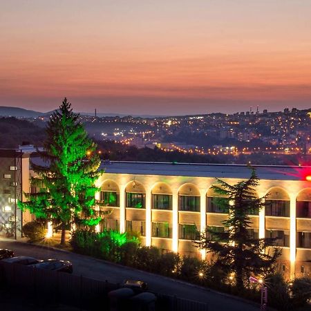 Park Hotel Raya Garden - Free Parking Veliko Tărnovo Esterno foto