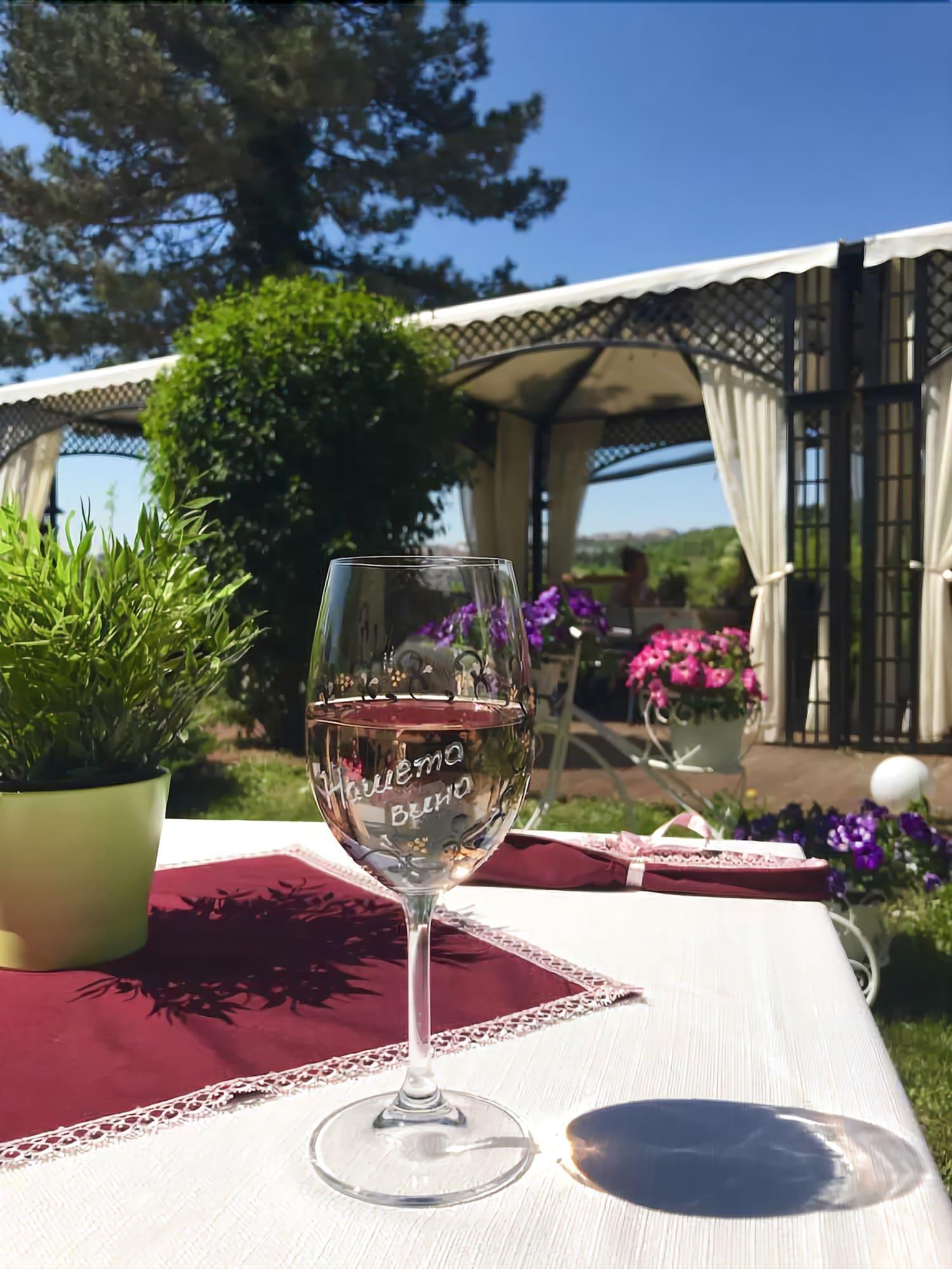 Park Hotel Raya Garden - Free Parking Veliko Tărnovo Esterno foto