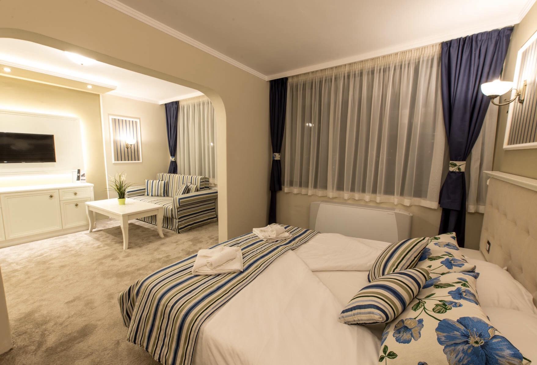 Park Hotel Raya Garden - Free Parking Veliko Tărnovo Esterno foto