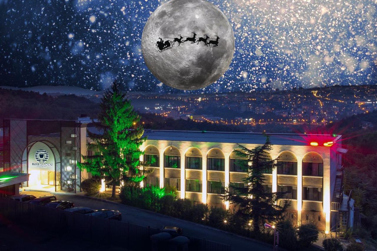 Park Hotel Raya Garden - Free Parking Veliko Tărnovo Esterno foto